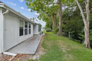 11935 Bayonet Ln, New Port Richey, FL 34654 - Photo 25