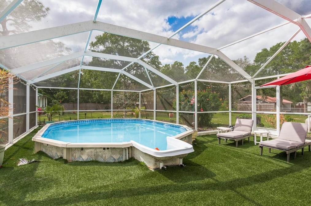 13411 Canton Ave, Port Richey FL  34669-1842 exterior