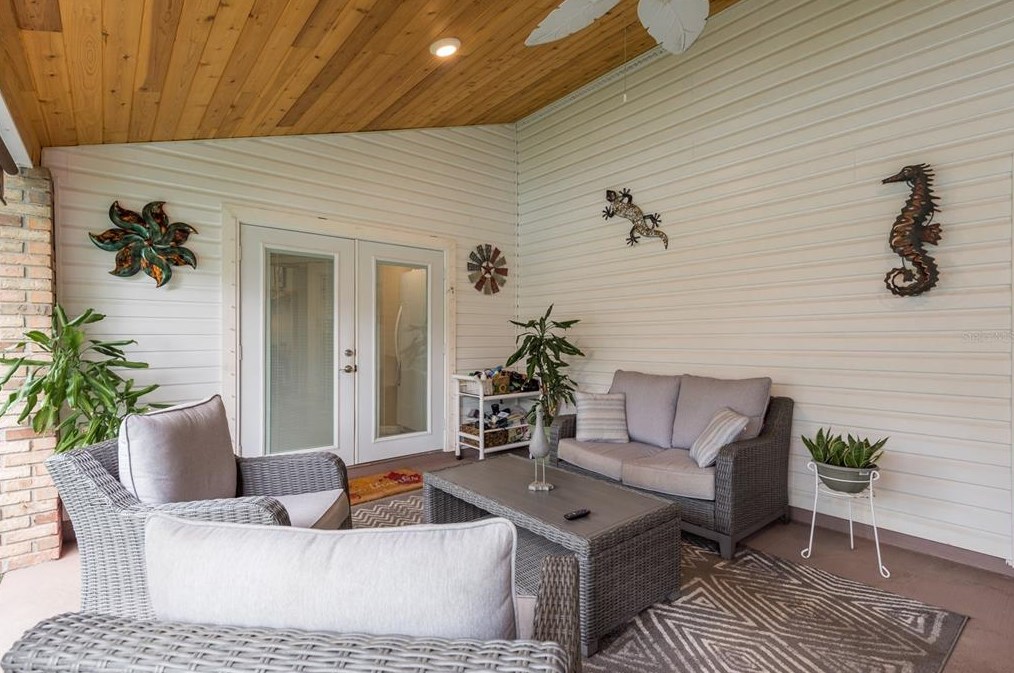 13411 Canton Ave, Port Richey FL  34669-1842 exterior