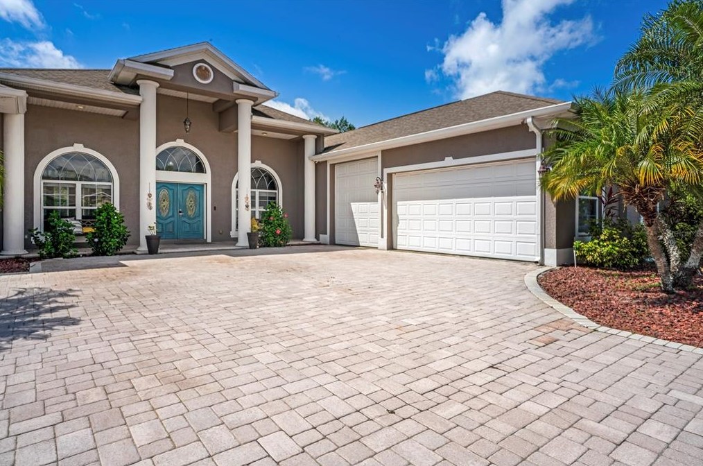 6511 Alcester Dr, New Port Richey FL 34655-3714 exterior