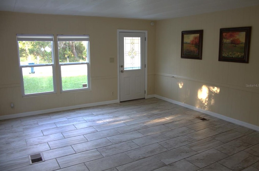 8062 Sealawn Dr, Brooksville FL  34606-2827 exterior