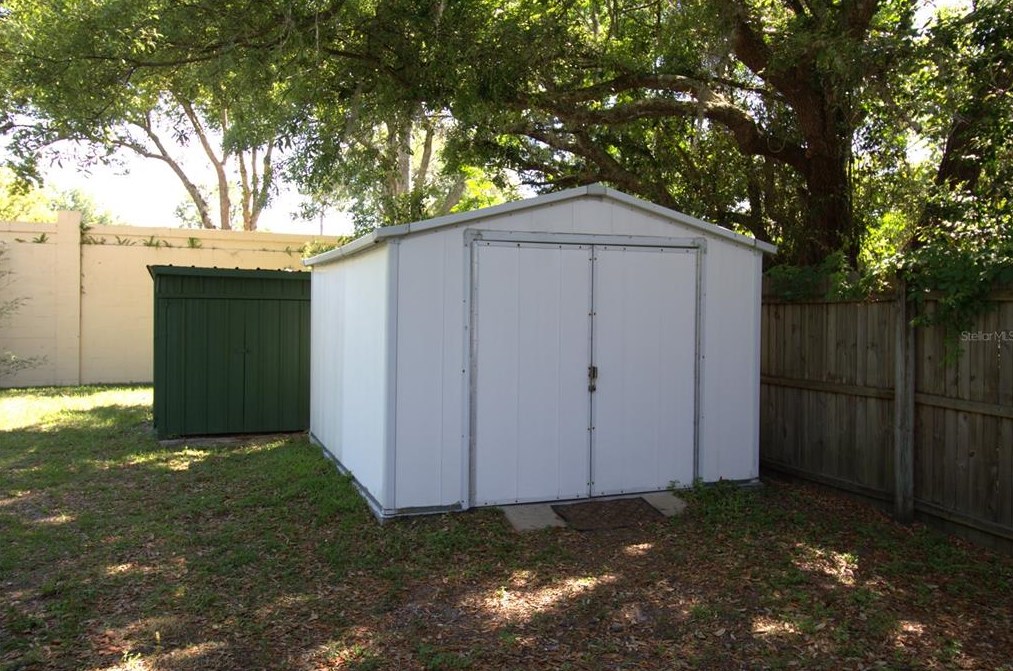 8062 Sealawn Dr, Brooksville FL  34606-2827 exterior