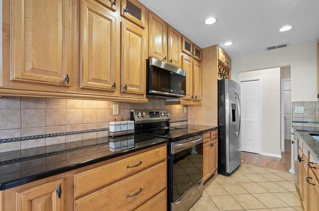 5400 Los Palos Dr, New Port Richey FL 34655-1268 exterior