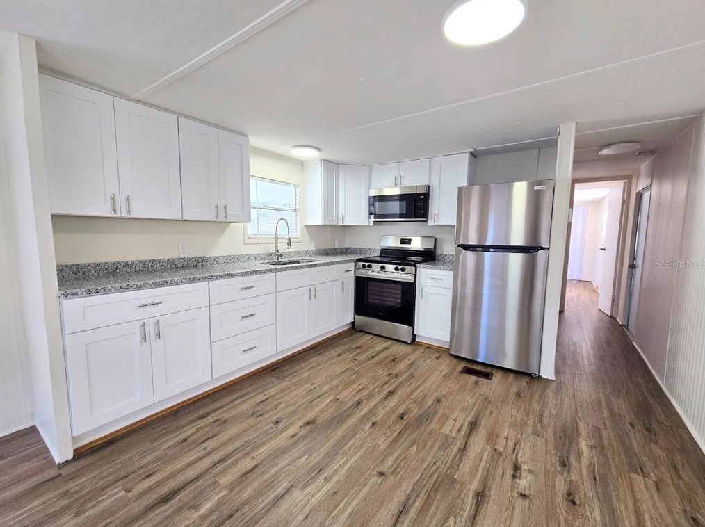 7134 Lofty Dr, Port Richey FL 34668-1661 exterior