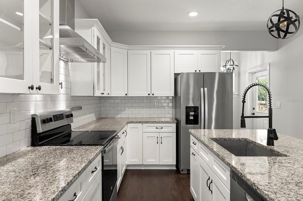 914 Norfolk St, Tampa FL 33604-5345 exterior