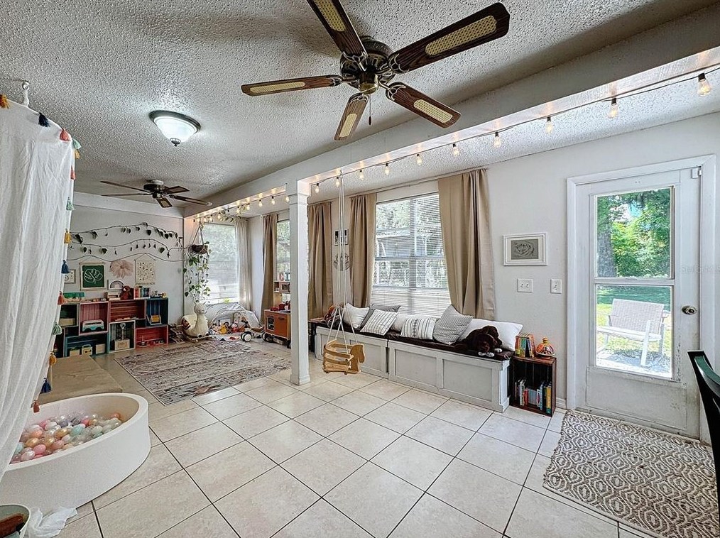 12309 Camp Creek Ln, Port Richey FL  34667-2669 exterior