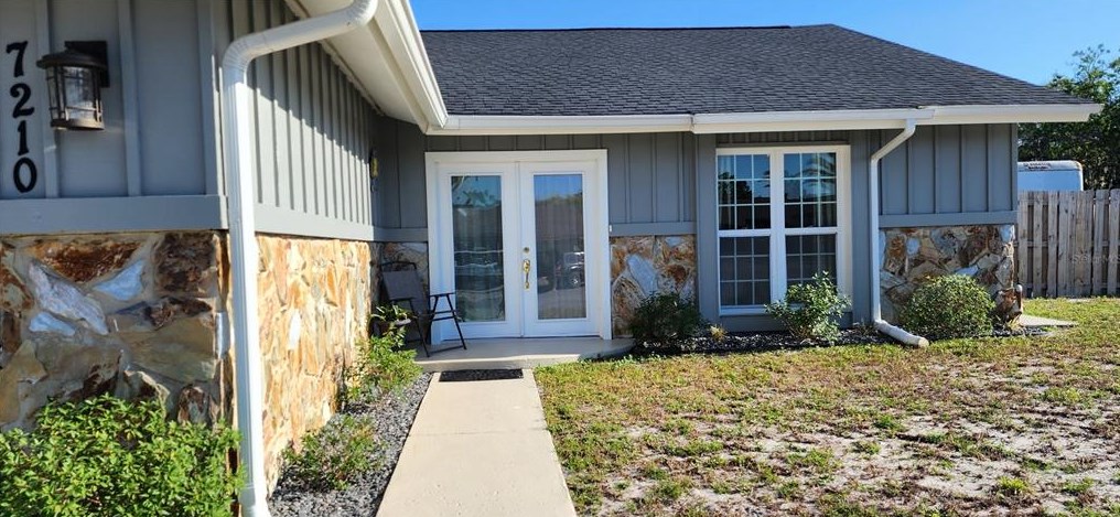 7210 Cheshire Ct, Port Richey FL  34667-1447 exterior