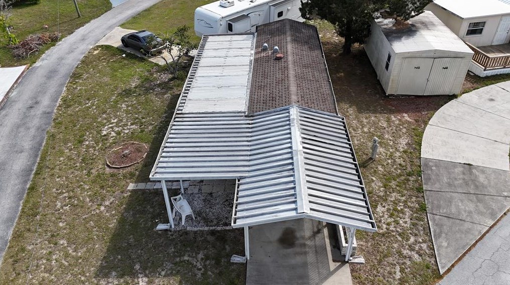 9330 Stingray Dr, Brooksville FL  34613-3961 exterior