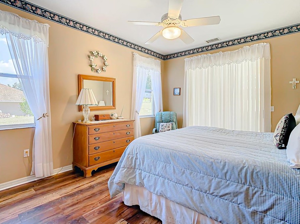 8732 Teacher Ln, Zephyrhills FL 33541-7486 exterior