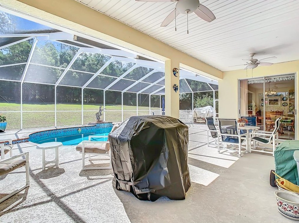 8732 Teacher Ln, Zephyrhills FL 33541-7486 exterior