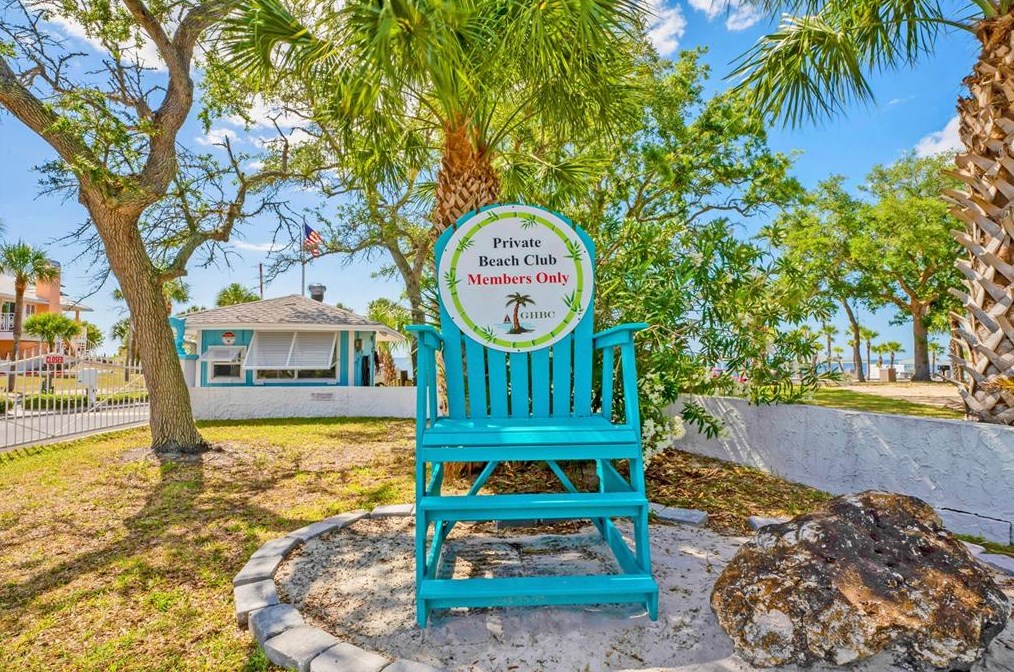 4537 Dewey Dr, New Port Richey FL 34652-3110 exterior