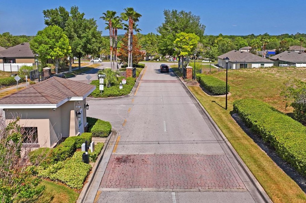 9189 Southern Charm Cir, Brooksville FL  34613-6916 exterior