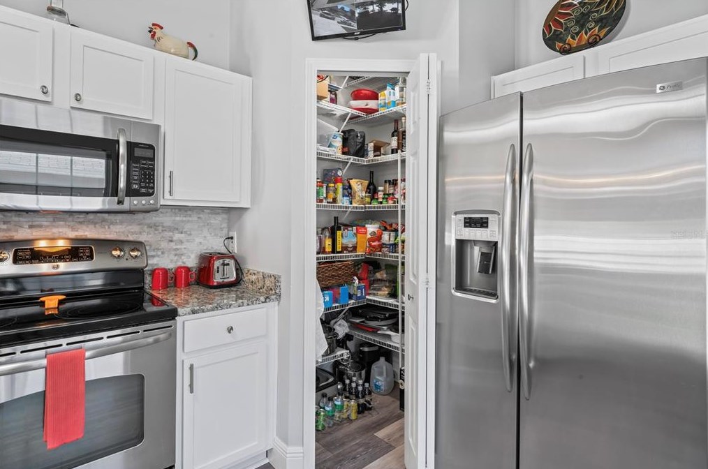 9189 Southern Charm Cir, Brooksville FL  34613-6916 exterior