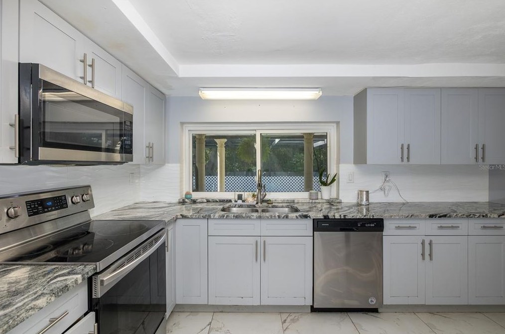 12500 Riv Ml Dr, Port Richey FL  34667-2535 exterior