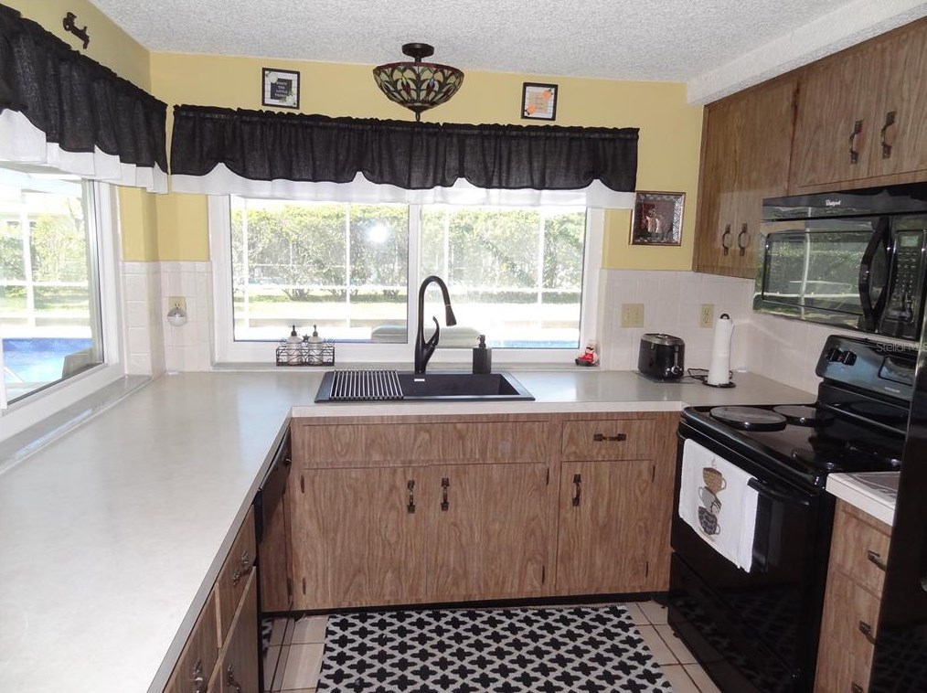 12107 Buttonwood Row, Port Richey FL  34667-2620 exterior