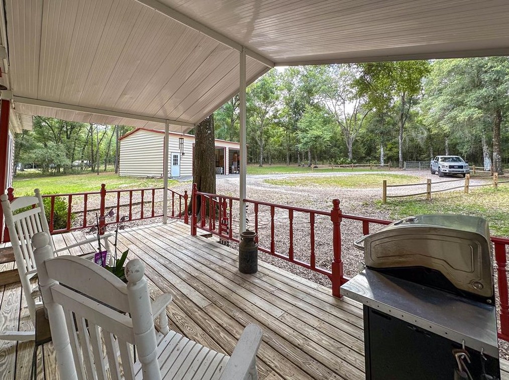 26219 Jamboree Rd, Brooksville FL  34601-5461 exterior