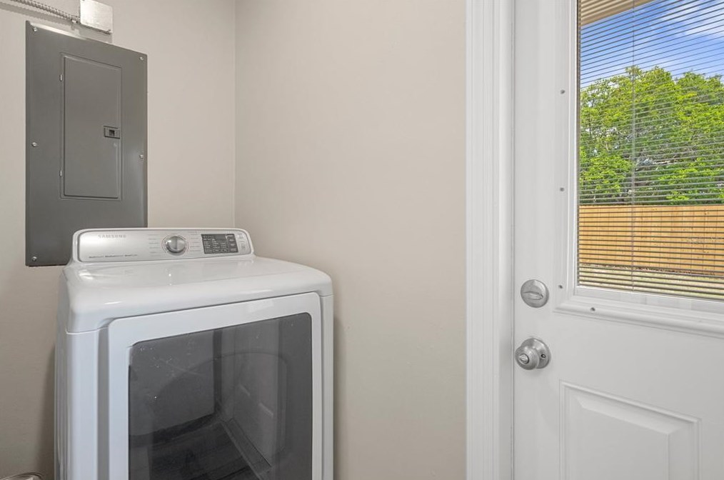 1092 Embassy Ave, Brooksville FL  exterior