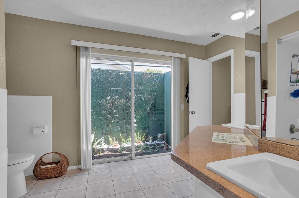 12814 Cedar Rdg Dr, Port Richey FL  34669-2713 exterior