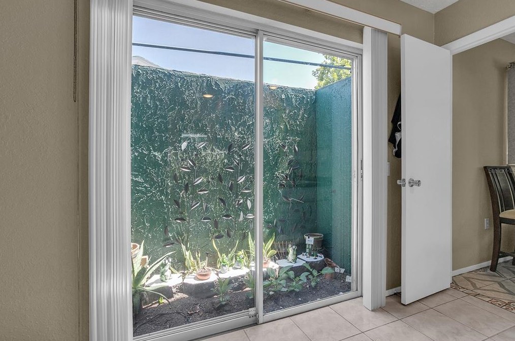 12814 Cedar Rdg Dr, Port Richey FL  34669-2713 exterior