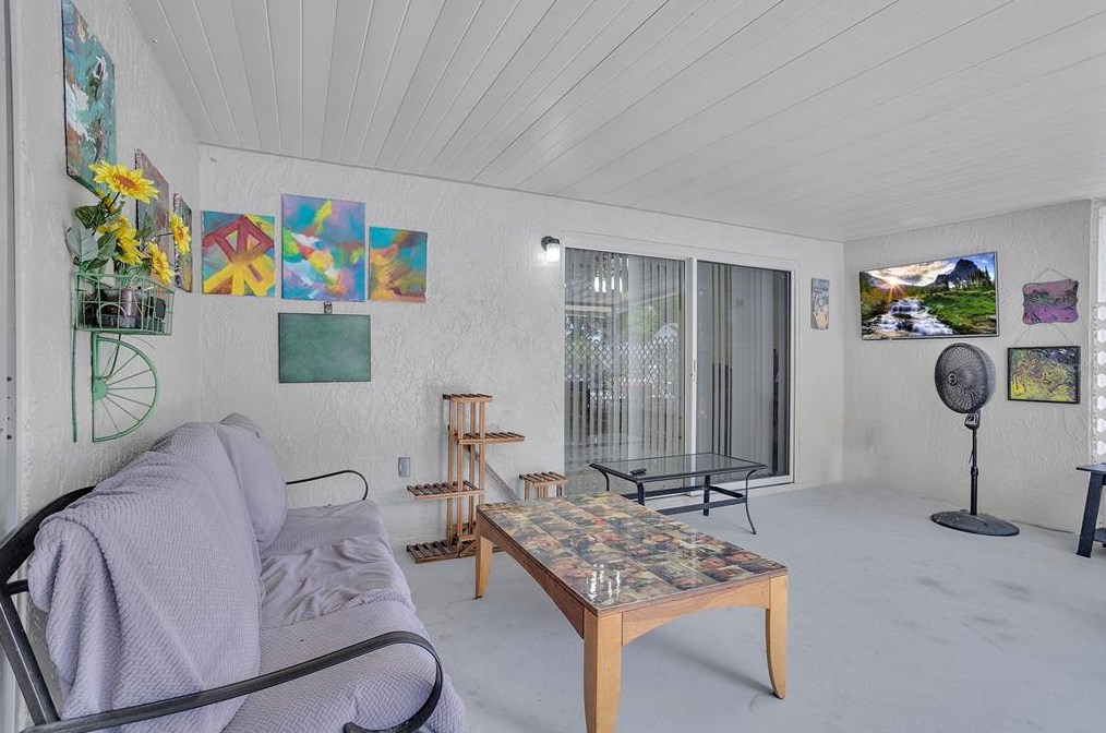 12814 Cedar Rdg Dr, Port Richey FL  34669-2713 exterior