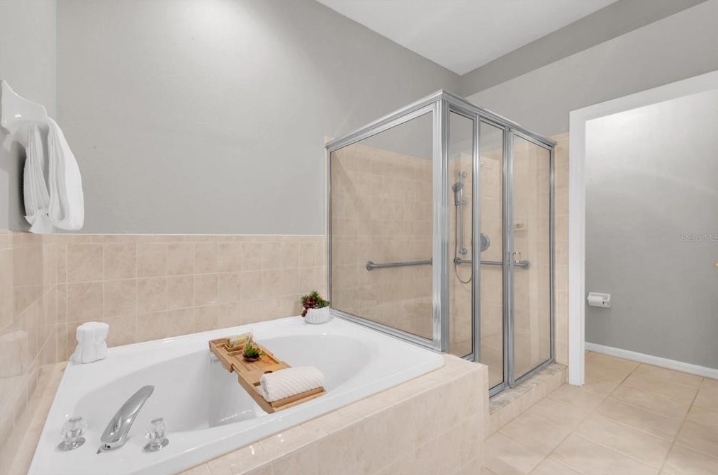 7515 Moorgate Ct, New Port Richey FL  34654-6214 exterior