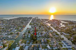 13912 Sommers Ave, Hudson, FL 34667 - Photo 21