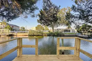 13912 Sommers Ave, Hudson, FL 34667 - Photo 33