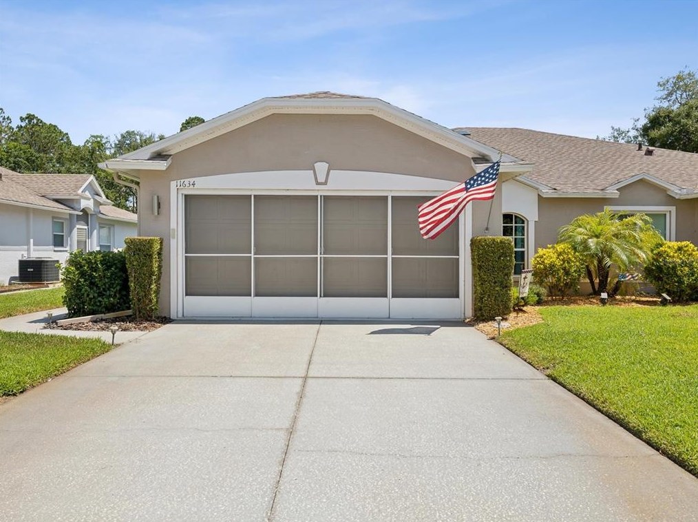 11634 Holly Ann Dr, New Port Richey FL 34654-1732 exterior