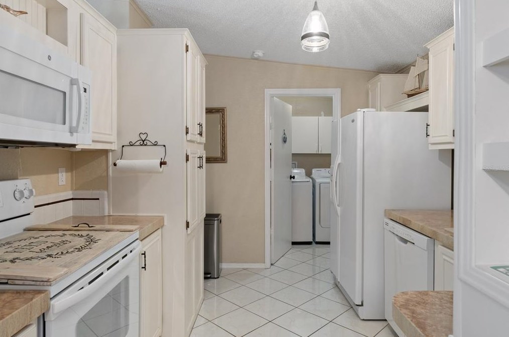 5136 Forest Glenn Dr, Brooksville FL  34607-3922 exterior