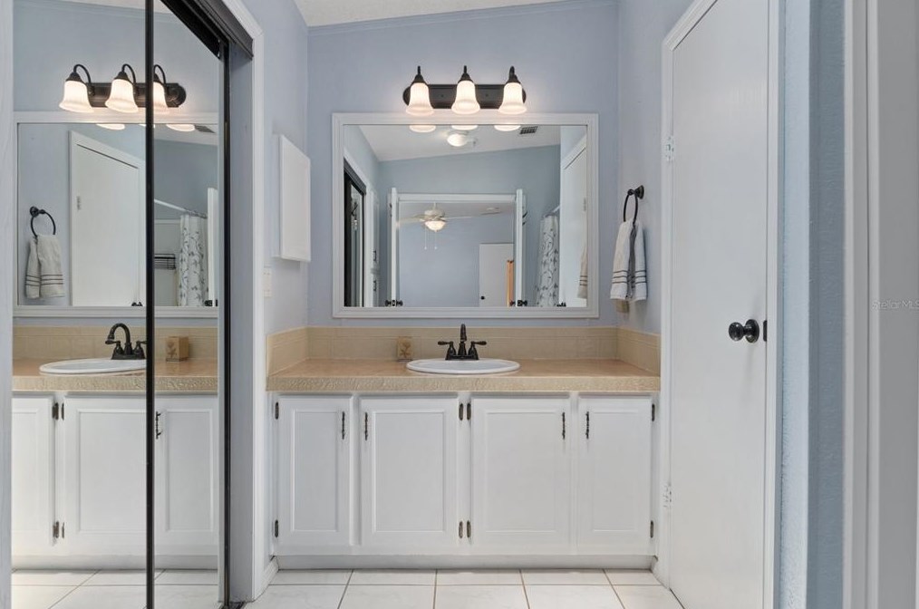 5136 Forest Glenn Dr, Brooksville FL  34607-3922 exterior