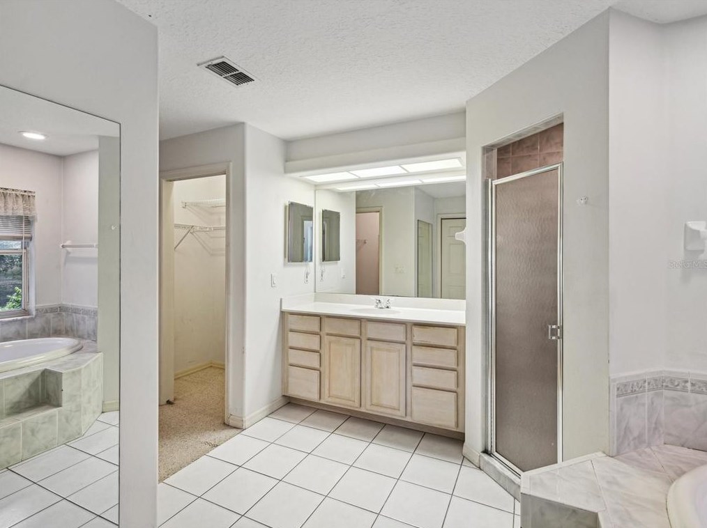 8402 Shaw Rd, Brooksville FL  34602-7182 exterior