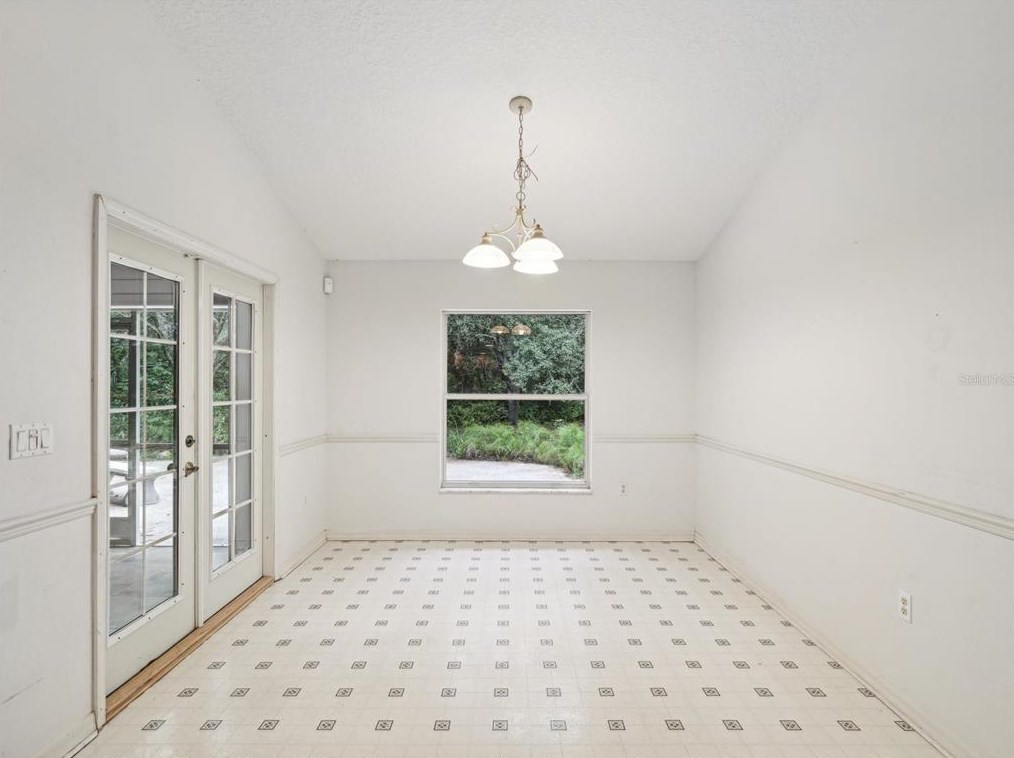 8402 Shaw Rd, Brooksville FL  34602-7182 exterior