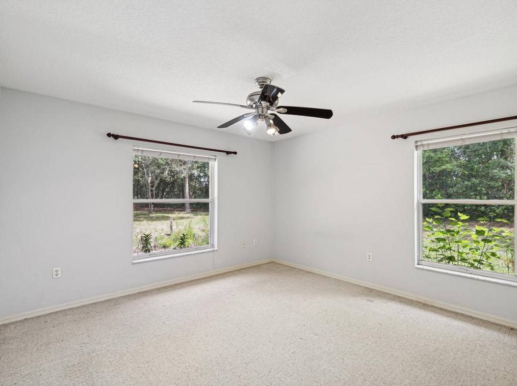 8402 Shaw Rd, Brooksville FL  34602-7182 exterior