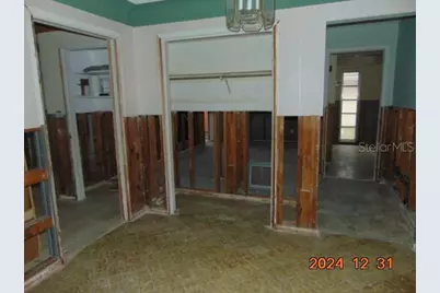 2044 Montana Avenue NE, Saint Petersburg, FL 33703 - Photo 39