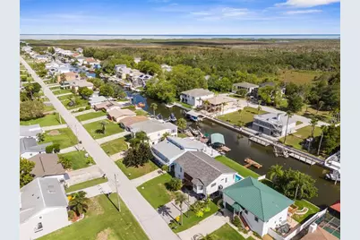 7637 Hatteras Drive, Hudson, FL 34667 - Photo 15