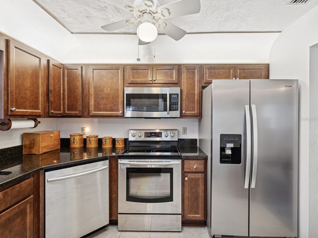 1750 Mesa Verde Dr, Beverly Hills FL  34465-3159 exterior