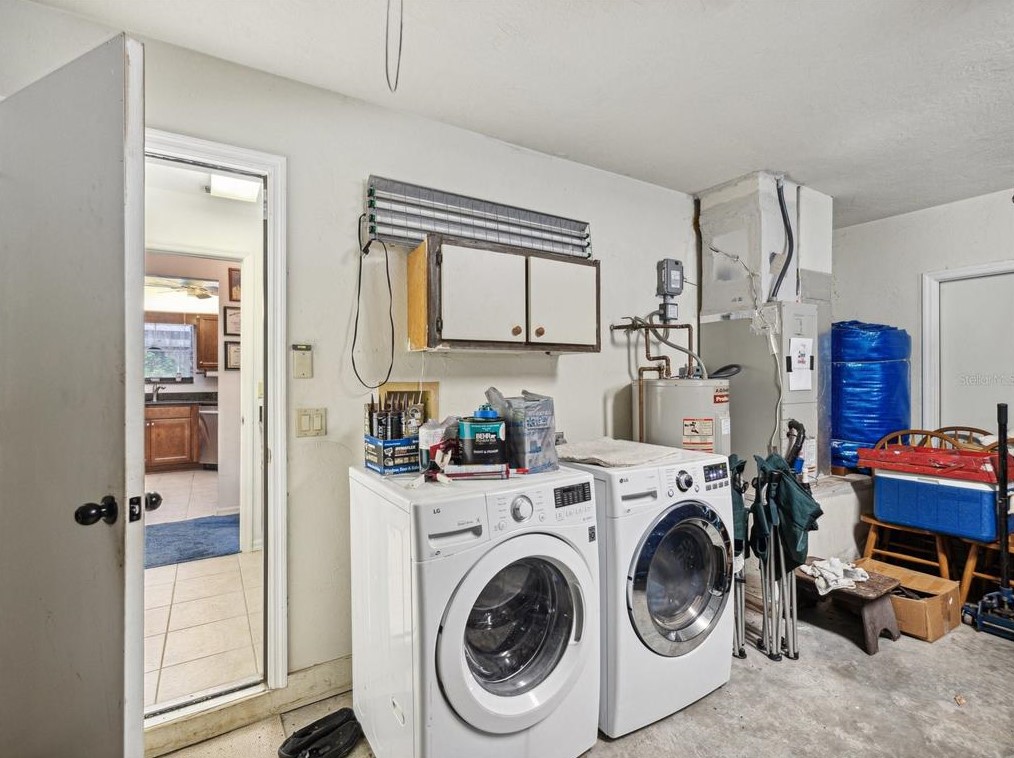 1750 Mesa Verde Dr, Beverly Hills FL  34465-3159 exterior