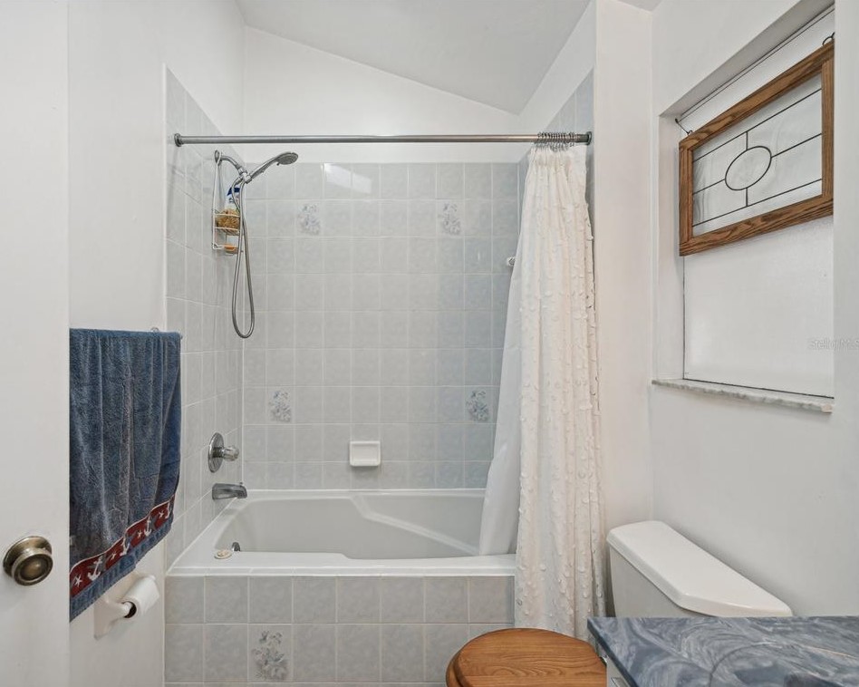 1750 Mesa Verde Dr, Beverly Hills FL  34465-3159 exterior