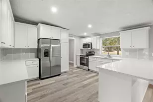 18202 Rogerland Rd, Spring Hill, FL 34610 - Photo 41