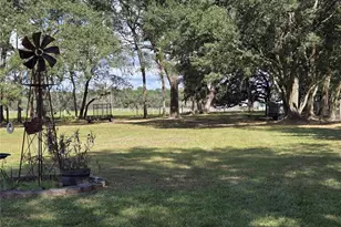 18151 Bosley Dr, Spring Hill, FL 34610 - Photo 3