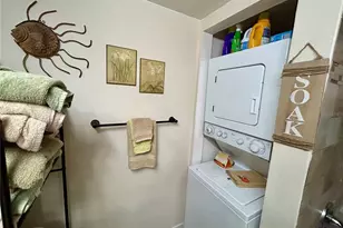 427 Windrush Bay Dr, Tarpon Springs, FL 34689 - Photo 33