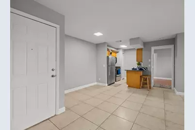 230 Thorn Tree Place #230, Brandon, FL 33510 - Photo 13