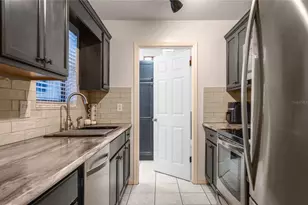 240 E Glassboro Ct, Hernando, FL 34442 - Photo 9