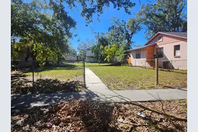 1002 13th Avenue S, Saint Petersburg, FL 33705 - Photo 1