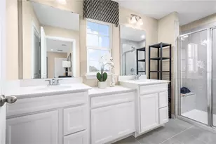 12450 Amber Creek Circle, Lakewood Ranch, FL 34211 - Photo 11