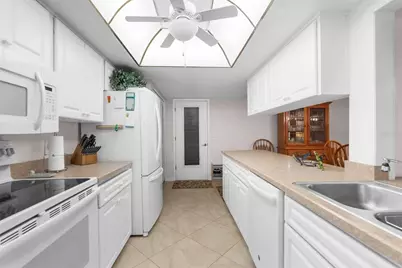 6409 Wedgewood Drive, Spring Hill, FL 34606 - Photo 15