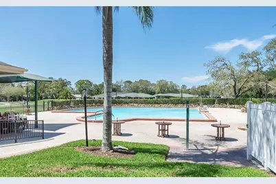 6409 Wedgewood Drive, Spring Hill, FL 34606 - Photo 5