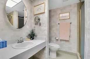 155 Bluff View Dr, Belleair Bluffs, FL 33770 - Photo 21