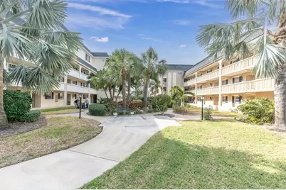 155 Bluff View Drive #103, Belleair Bluffs, FL 33770 - Photo 5
