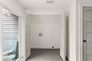 4712 Stonepointe Pl, Tampa, FL 33634 - Photo 15